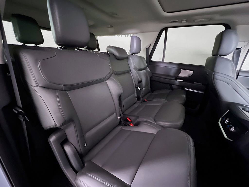 New 2026 Ford Expedition Max Active image 17