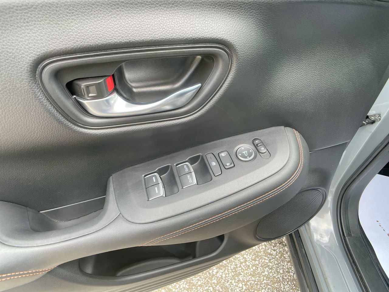 Used 2023 Honda HR-V Sport image 13