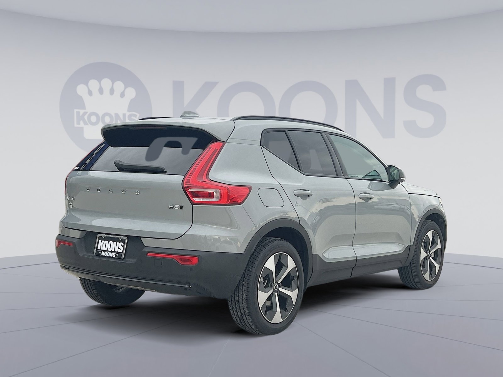 New 2026 Volvo XC40 B5 Plus w/ Protection Package Premier image 7