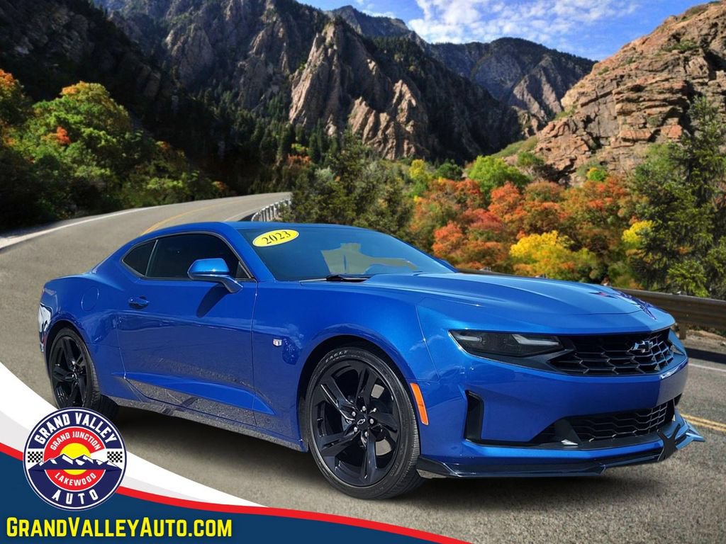 Used 2023 Chevrolet Camaro LT RWD image 1