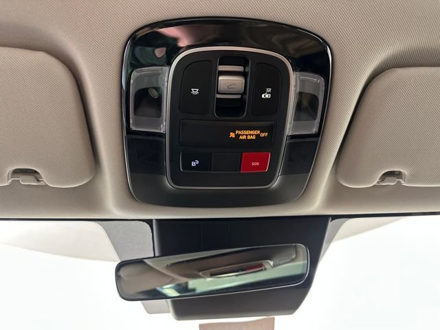 Used 2025 Hyundai Sonata Limited image 24