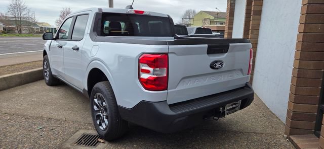 New 2025 Ford Maverick XLT w/ XLT Luxury Package image 3