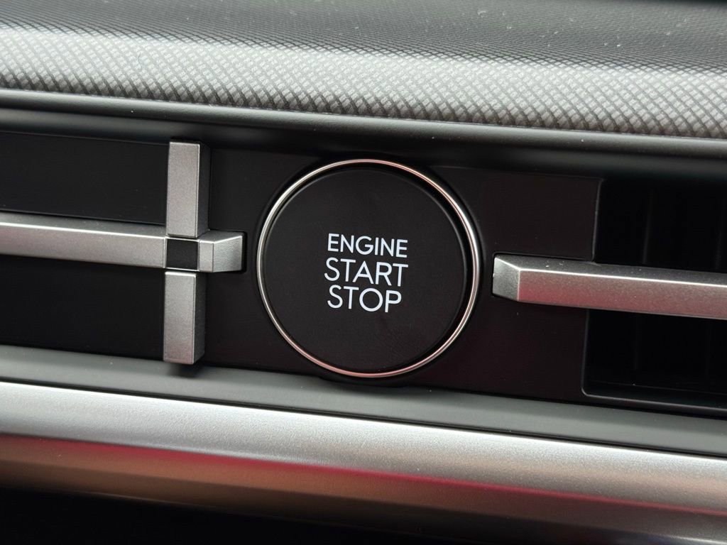 Used 2026 Hyundai Santa Fe SE image 28