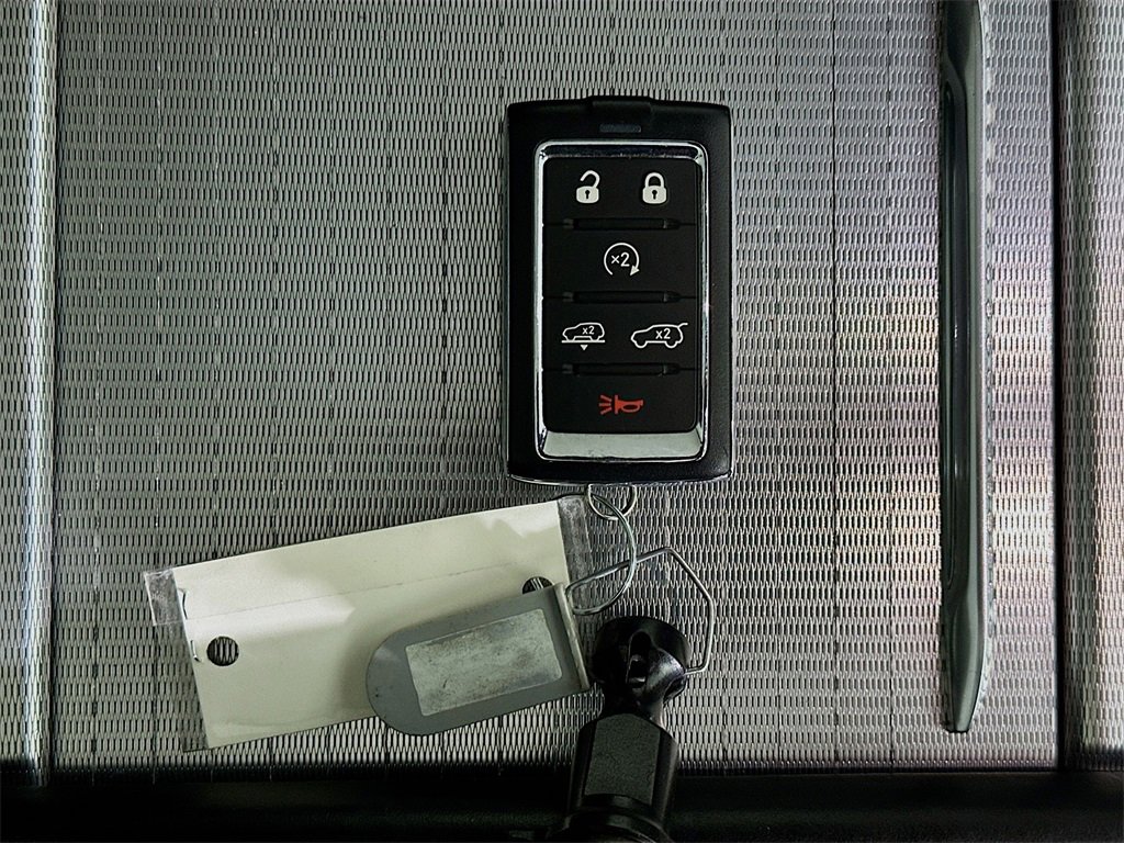 Used 2023 Jeep Grand Wagoneer L Series III w/ Rear Seat Video Group 1 image 36