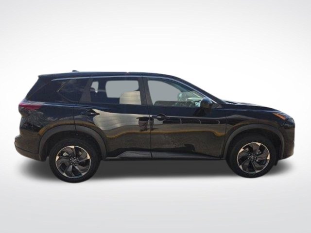 Used 2025 Nissan Rogue SV FWD image 11