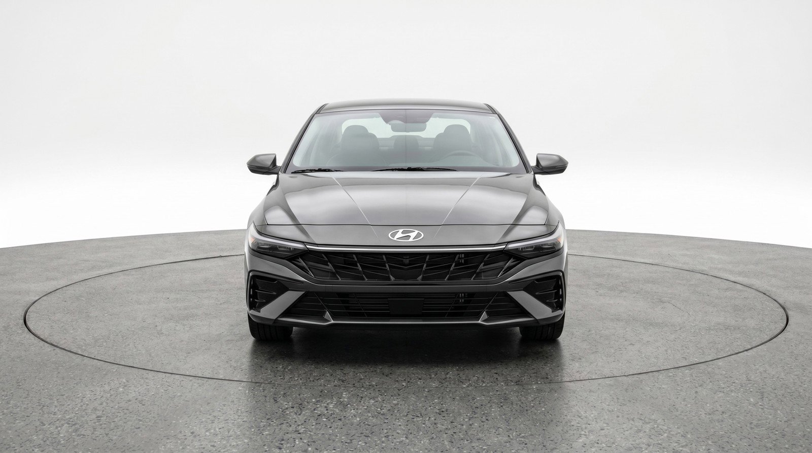 Used 2025 Hyundai Elantra SEL FWD image 2