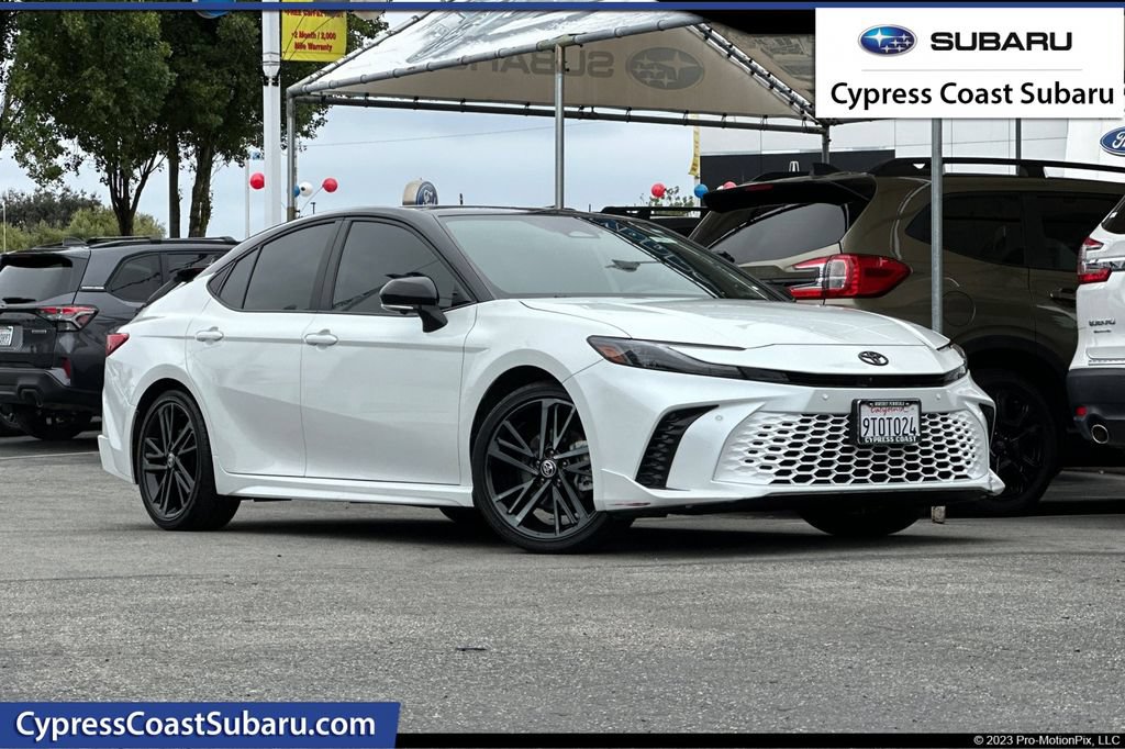 Used 2025 Toyota Camry XSE w/ Premium Plus Package FWD image 1