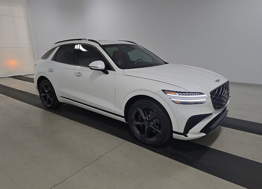 Used 2026 Genesis GV70 2.5T Sport Prestige image 4