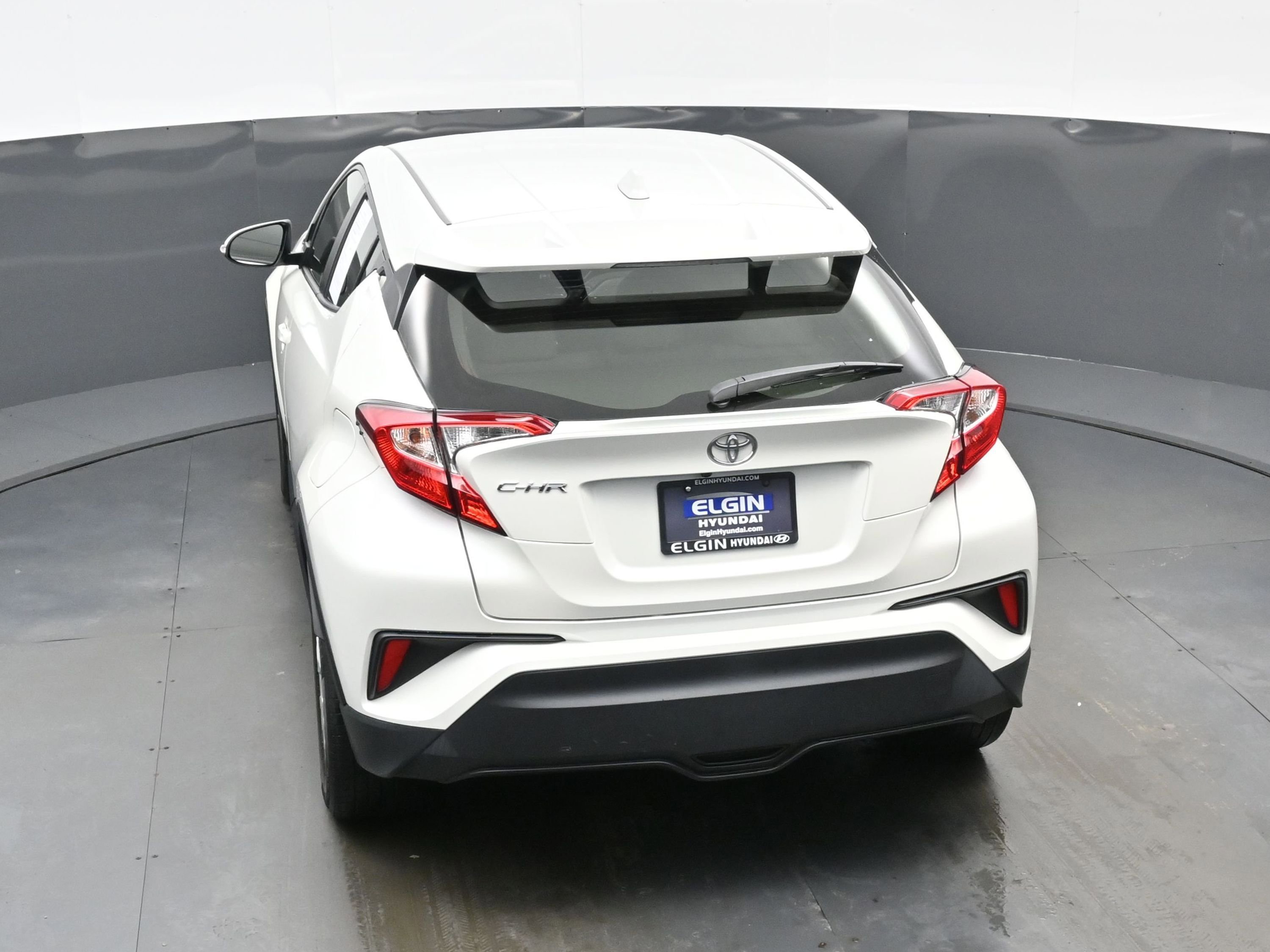 Used 2021 Toyota C-HR LE image 32
