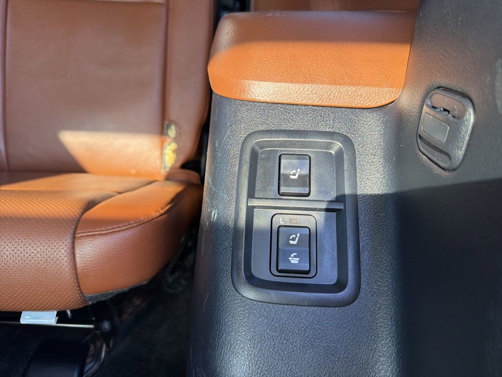 Used 2012 Toyota Sequoia Platinum AWD/4WD image 28