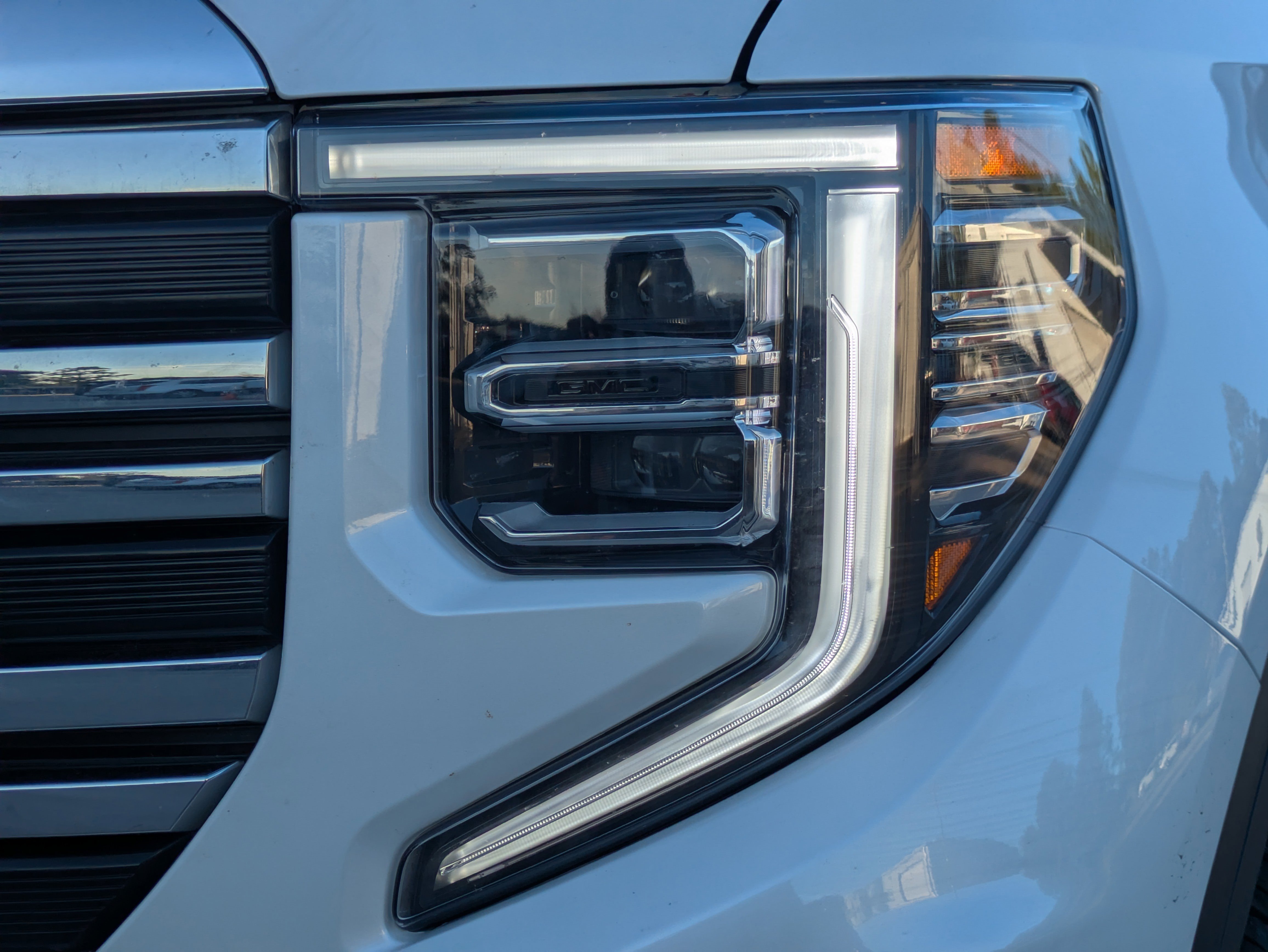 Used 2025 GMC Sierra 1500 SLT w/ SLT Premium Plus Package image 30