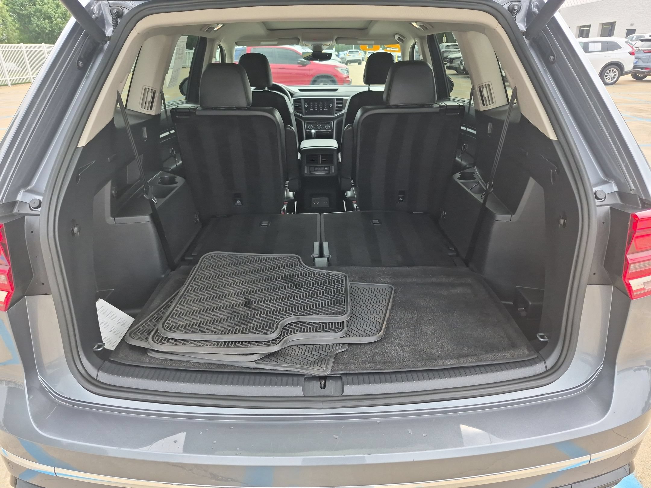 Used 2020 Volkswagen Atlas SE w/ Panoramic Sunroof Package AWD/4WD image 27