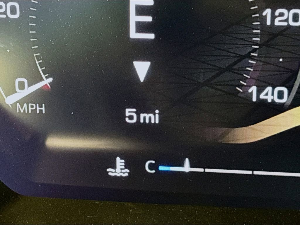 New 2026 GMC Sierra 1500 SLT w/ SLT Premium Plus Package image 6