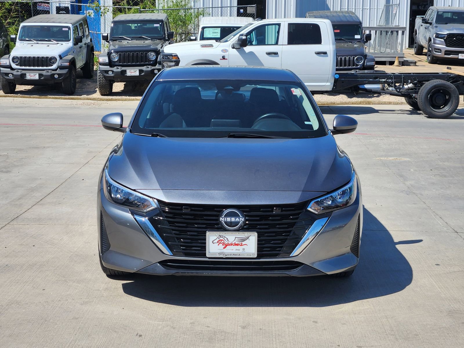 Used 2024 Nissan Sentra SV image 6