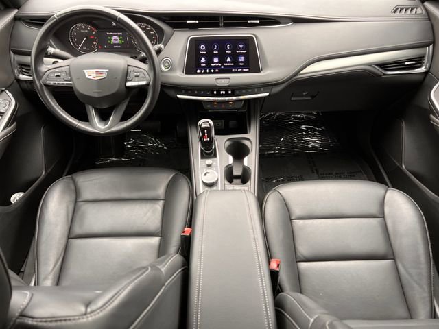 Certified 2022 Cadillac XT4 Premium Luxury w/ Enhanced Visibility Package image 13