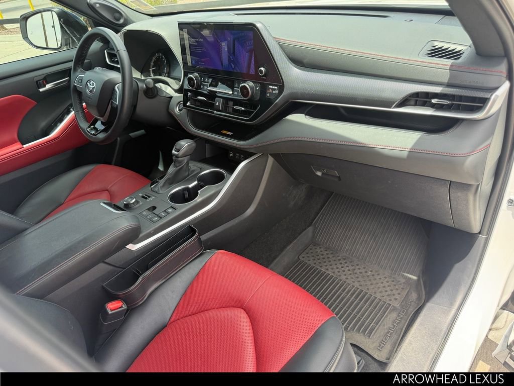 Used 2024 Toyota Highlander XSE AWD/4WD image 34