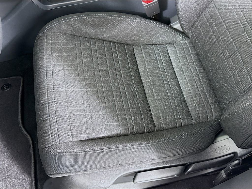 New 2026 Honda HR-V LX image 19