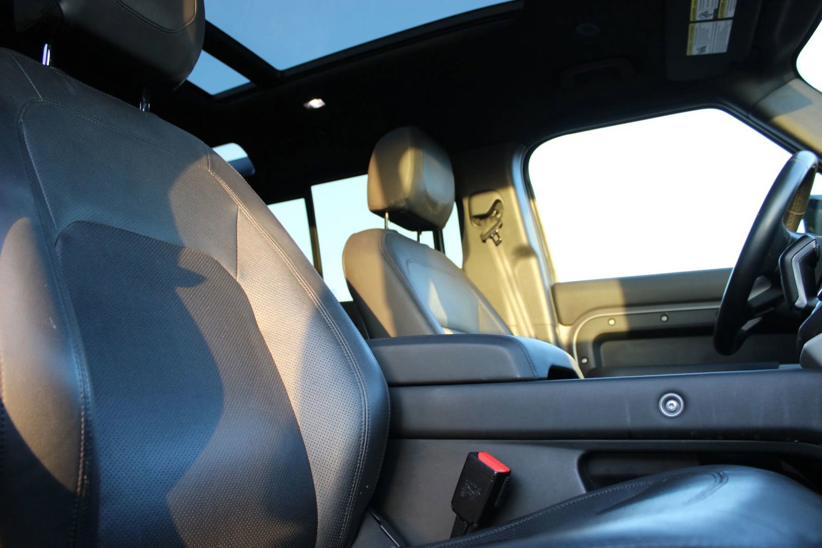 Used 2024 Land Rover Defender 110 S AWD/4WD image 34
