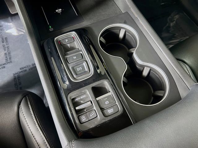 Certified 2025 Honda Pilot Touring image 25