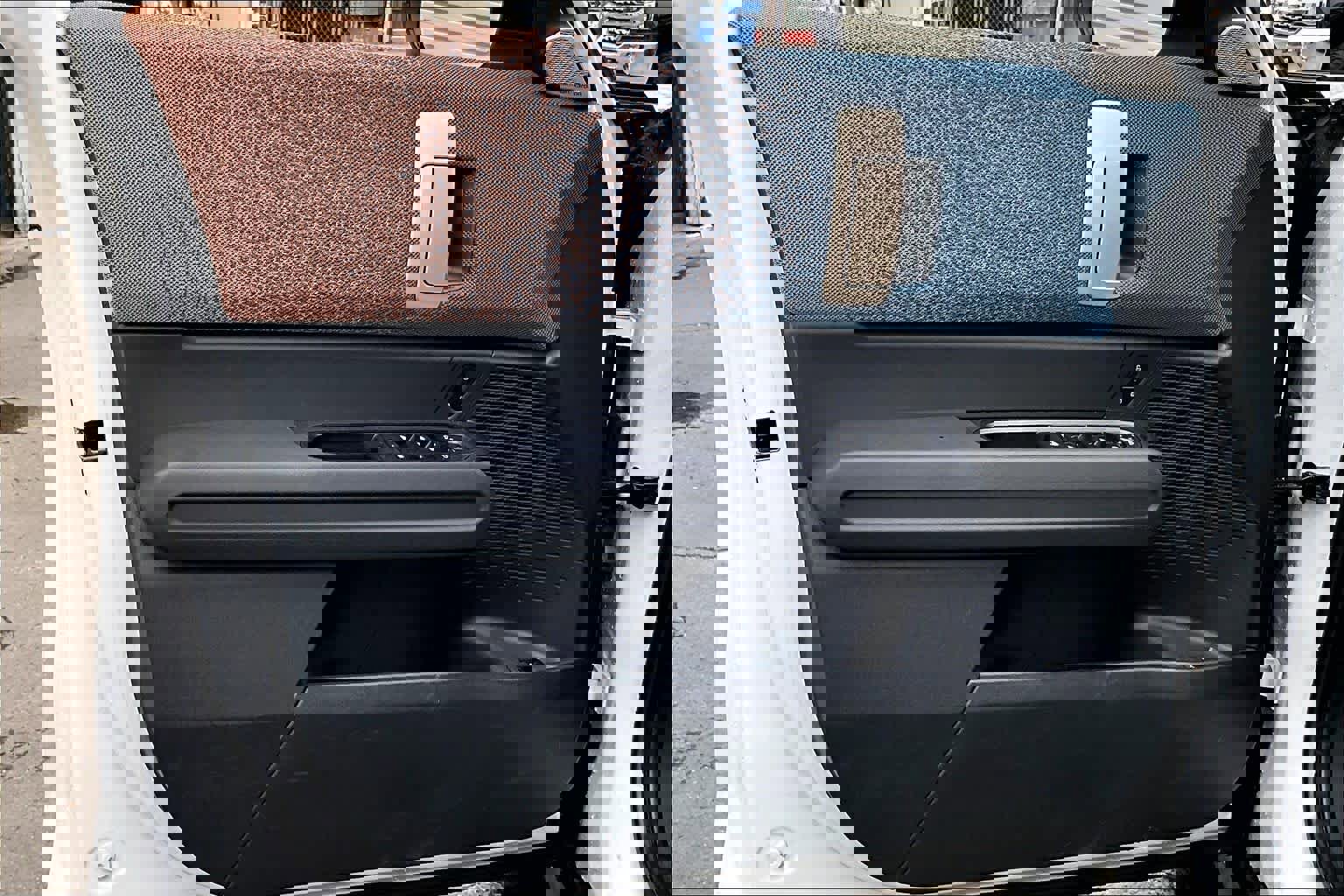 Used 2025 MINI Cooper Countryman S w/ Comfort Package Max image 25