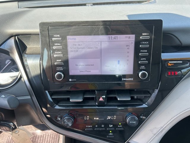 Used 2024 Toyota Camry SE image 21