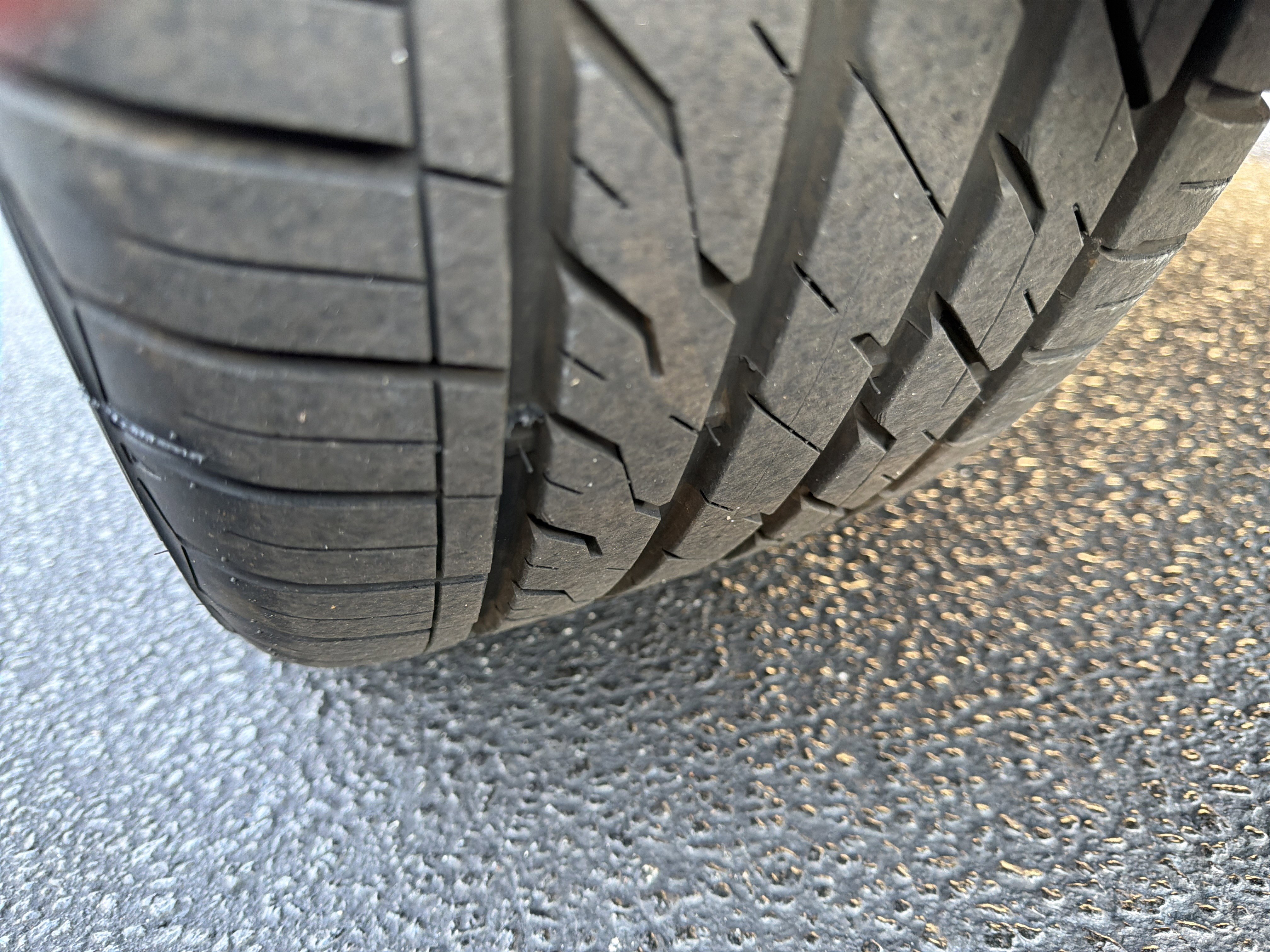 Certified 2025 Volvo XC90 B6 Plus image 12