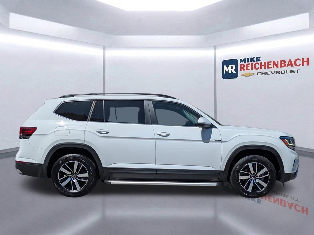 Used 2022 Volkswagen Atlas SE image 3