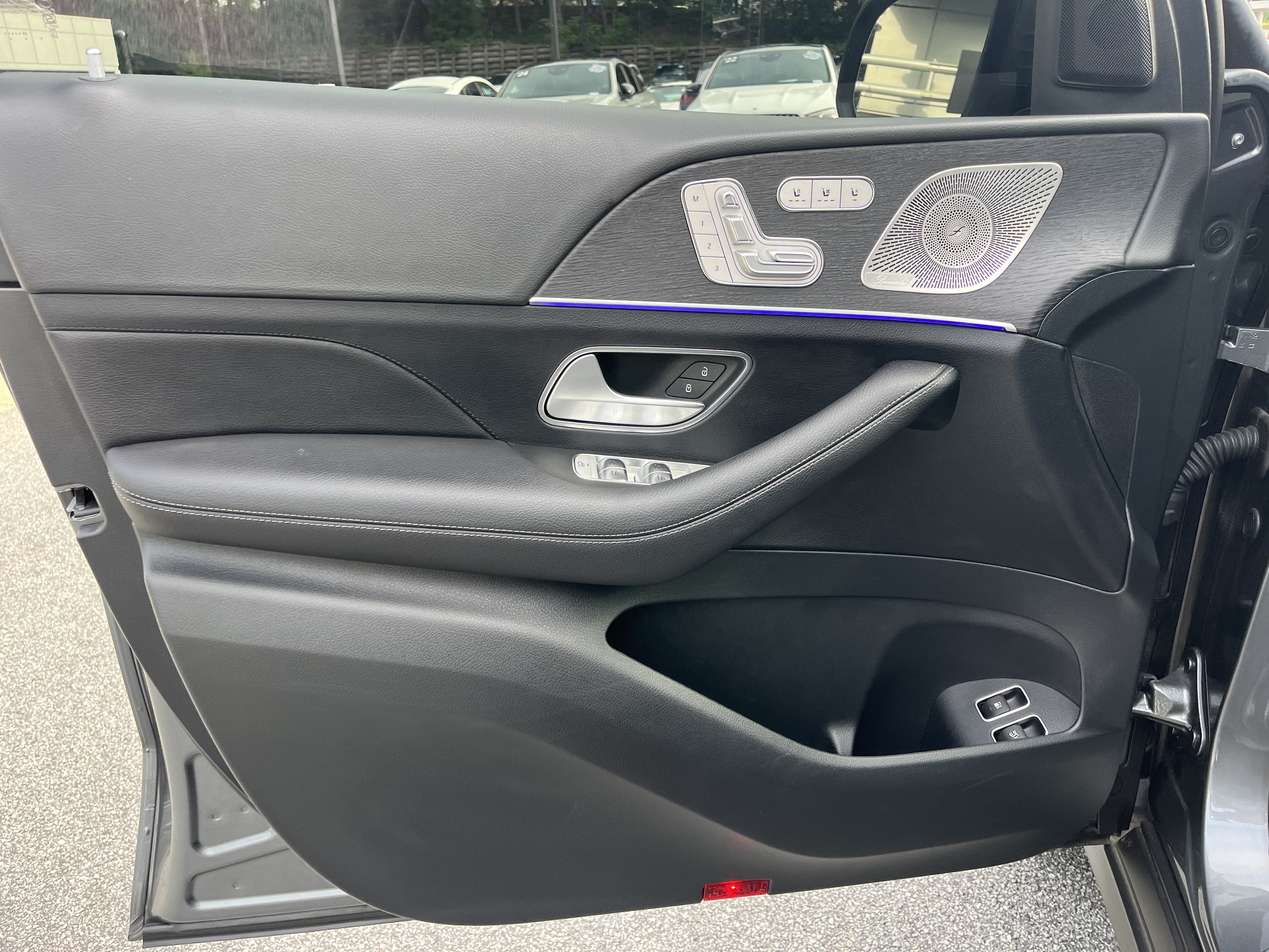 Certified 2025 Mercedes-Benz GLE 450e 4MATIC image 18