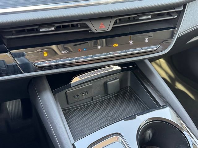 Used 2025 Buick Envision Preferred image 22