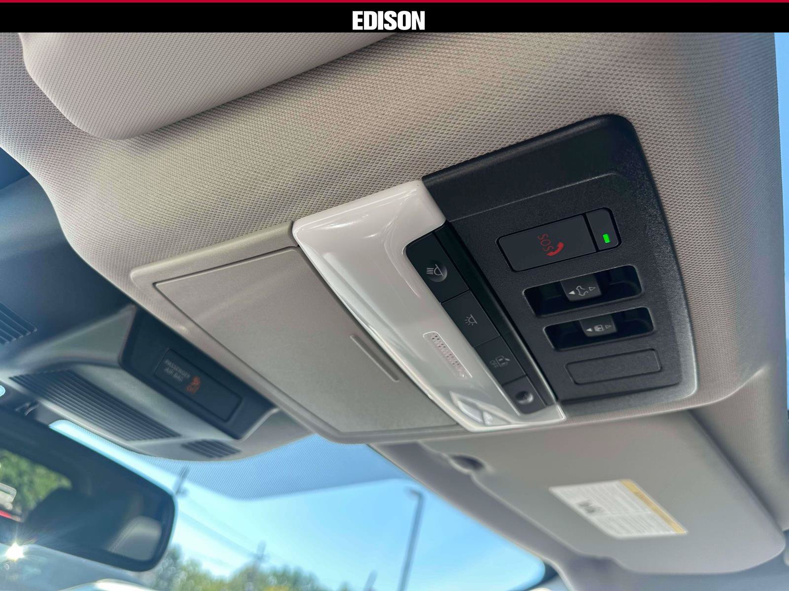 Used 2025 Nissan Rogue Platinum w/ Platinum Premium Package AWD/4WD image 33