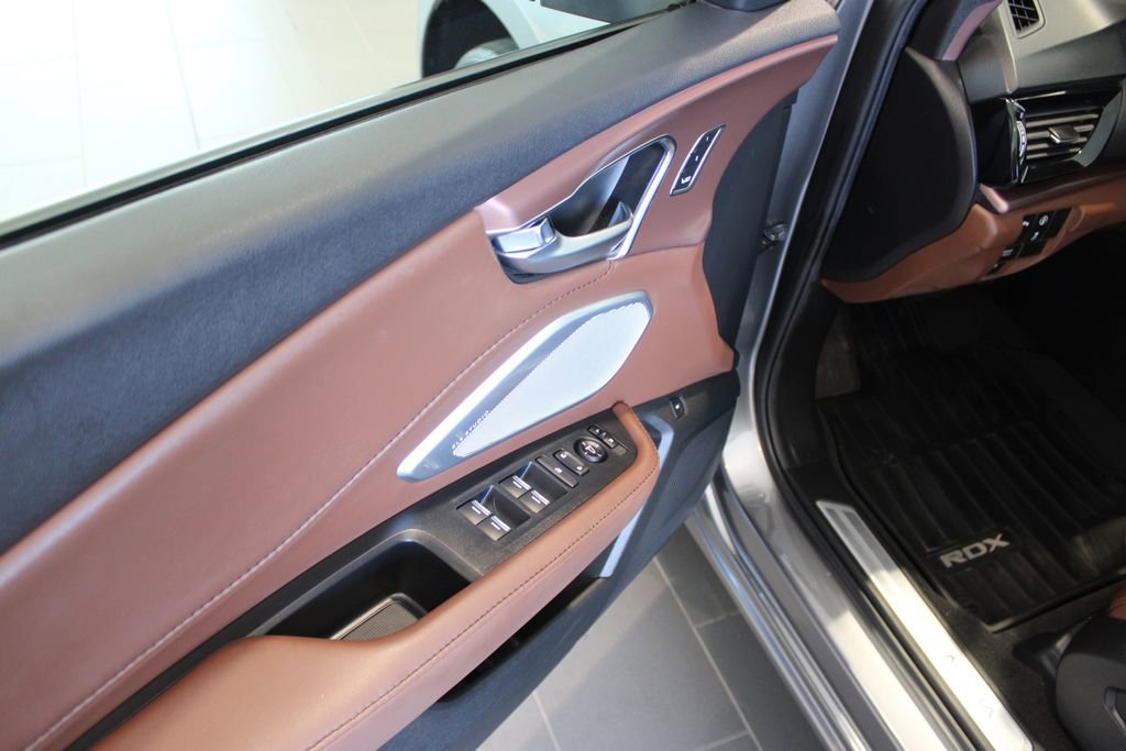 Used 2024 Acura RDX w/ Technology Package image 30