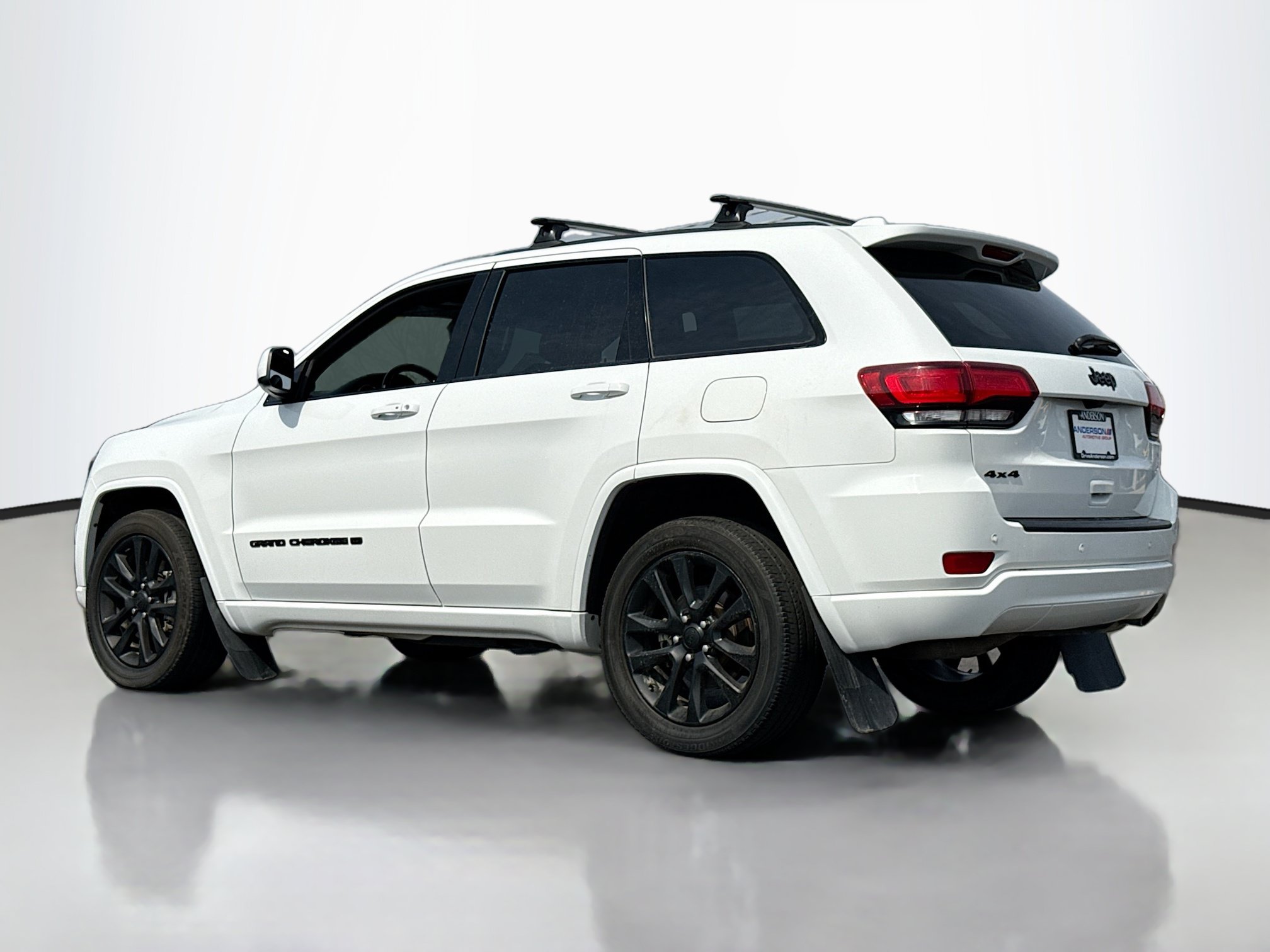 Used 2022 Jeep Grand Cherokee Laredo X AWD/4WD image 15