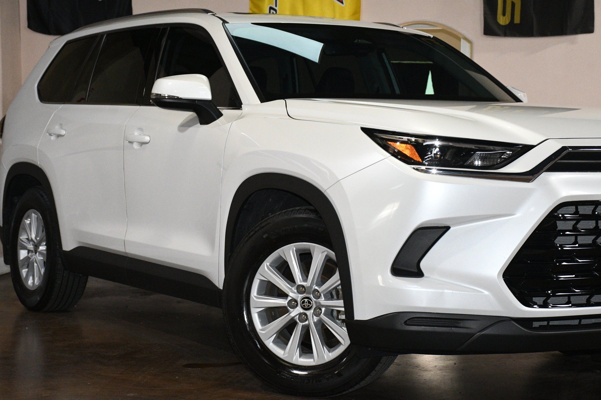 Used 2024 Toyota Grand Highlander FWD image 53