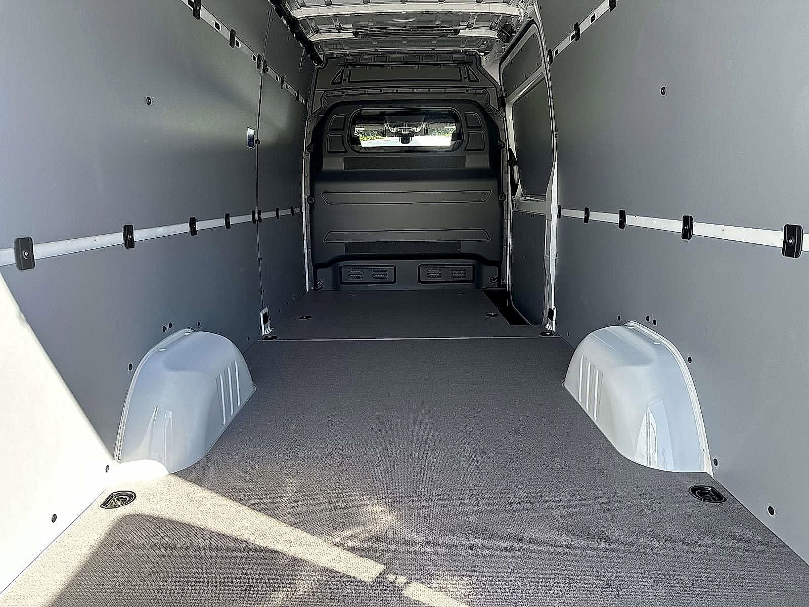 New 2025 Mercedes-Benz Sprinter 2500 image 10