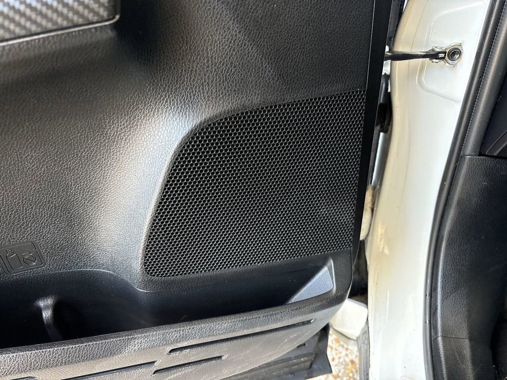 Used 2015 Toyota RAV4 XLE image 24