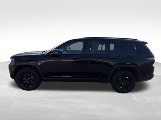 Used 2025 Jeep Grand Cherokee L Altitude AWD/4WD image 3