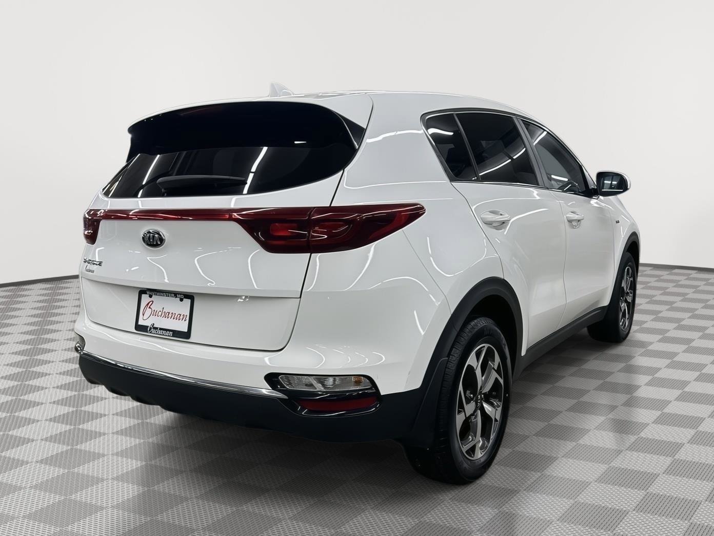 Used 2020 Kia Sportage LX image 4