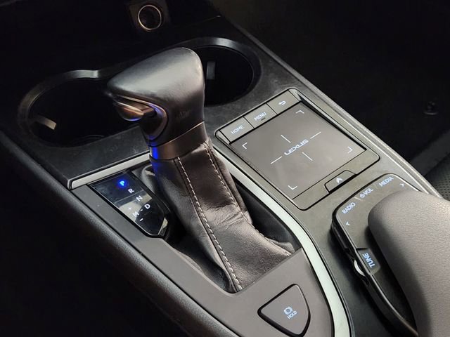 Used 2019 Lexus UX 200 FWD image 20