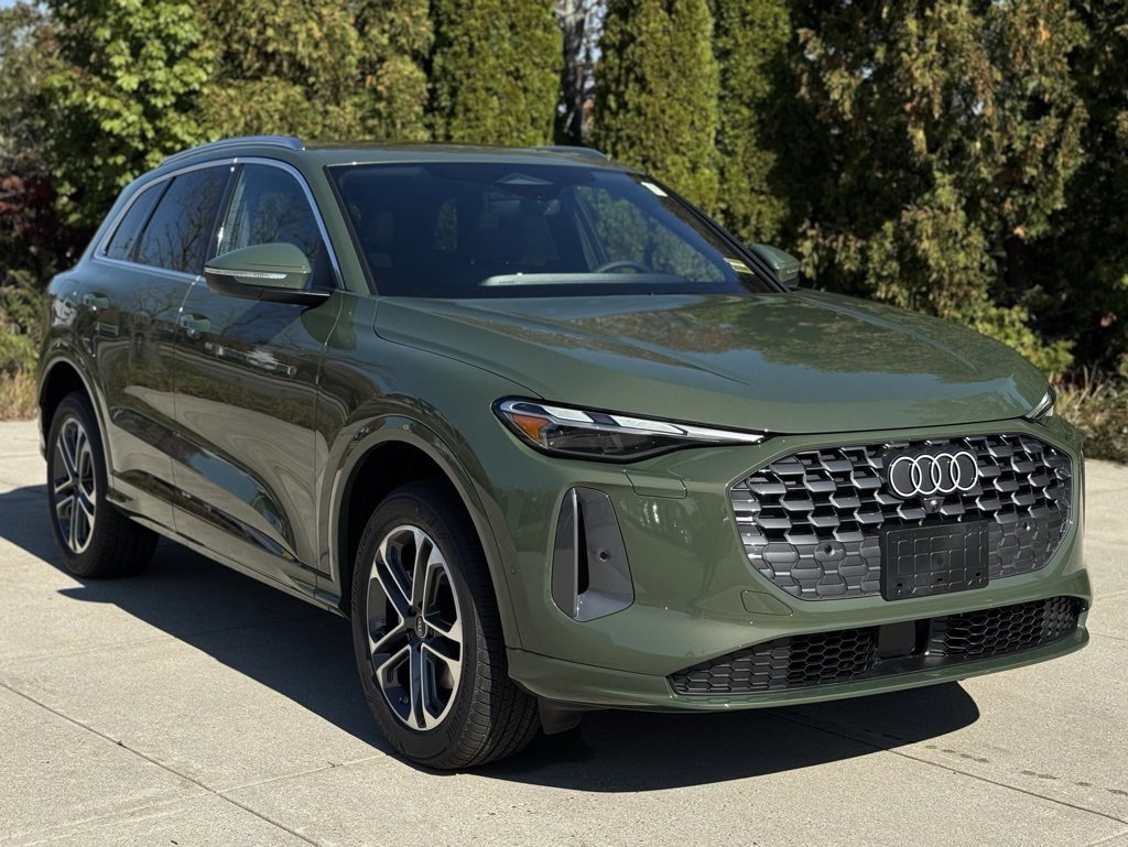 New 2025 Audi Q5 Premium