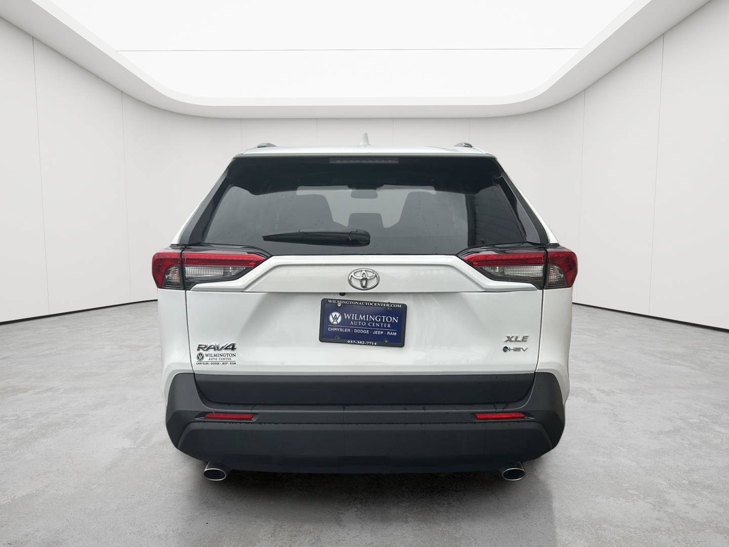 Used 2025 Toyota RAV4 XLE AWD/4WD image 37