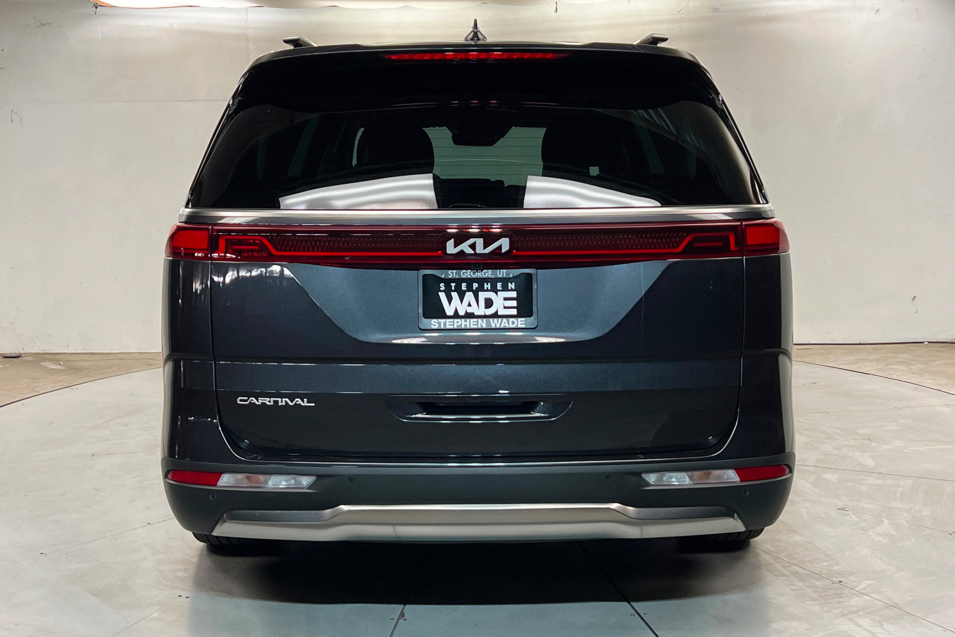 Used 2024 Kia Carnival SX Prestige FWD image 5
