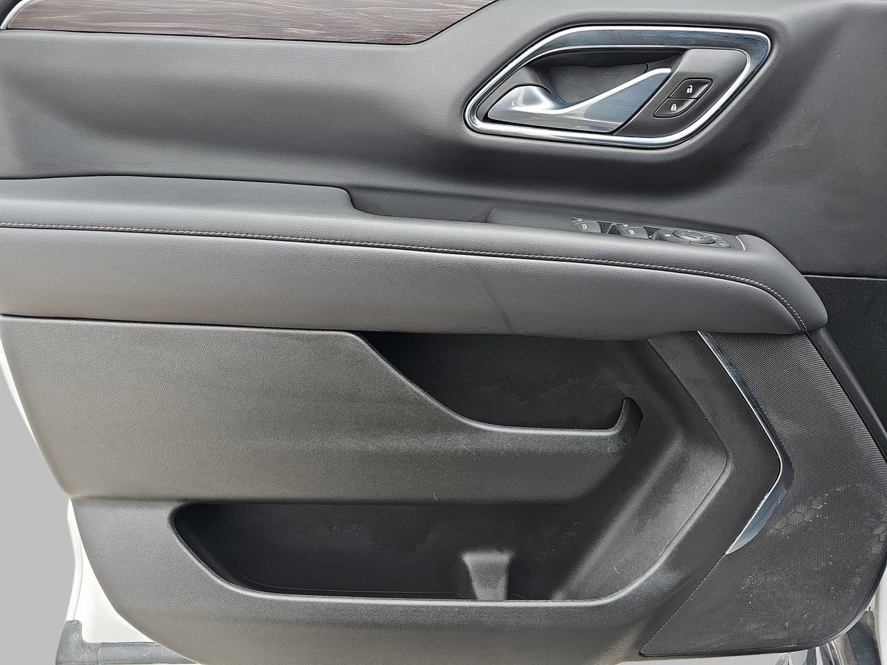 Used 2024 Chevrolet Suburban LS w/ Driver Alert Package image 32