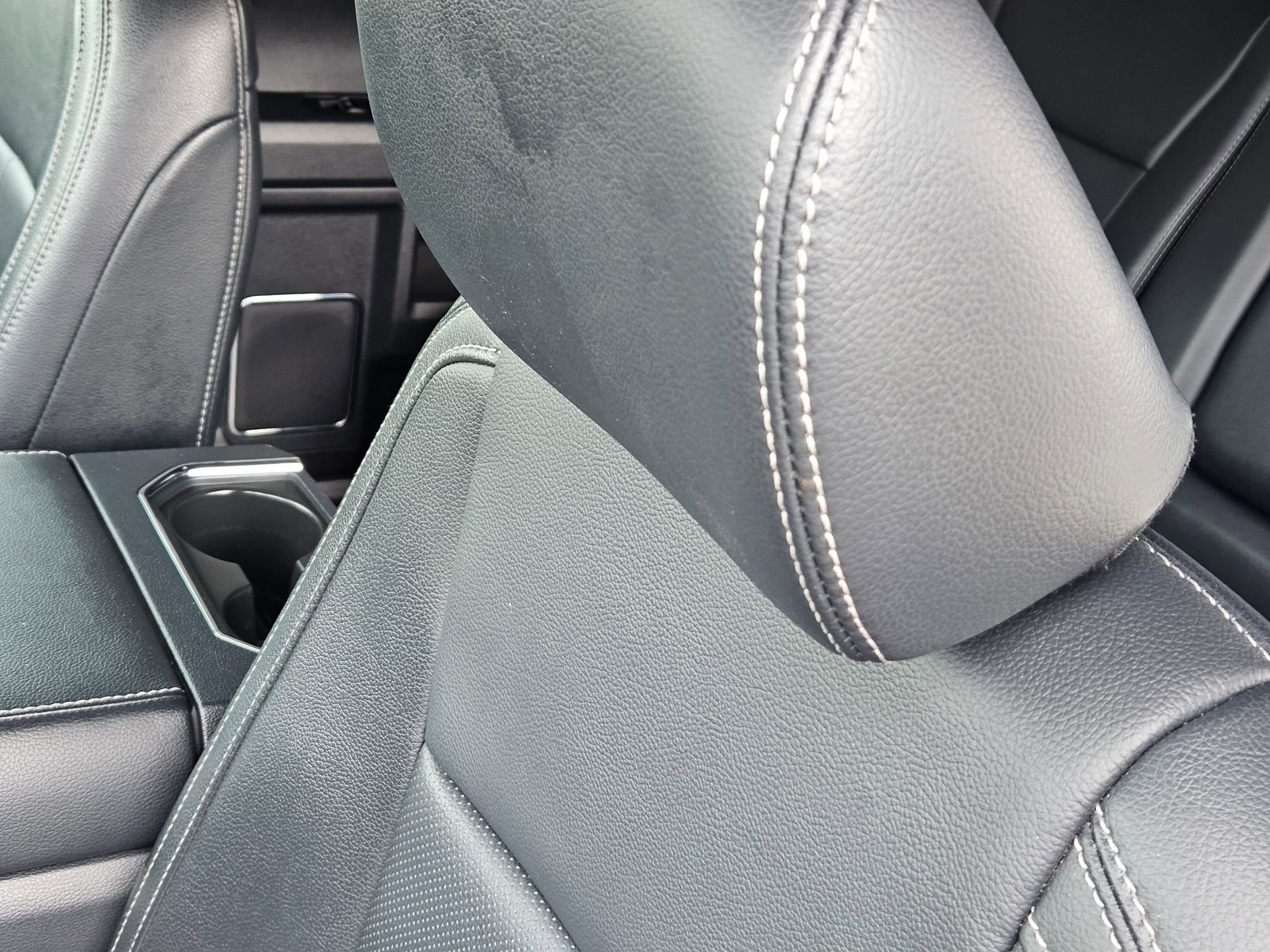 Used 2022 Ford F350 Lariat w/ Chrome Package image 31