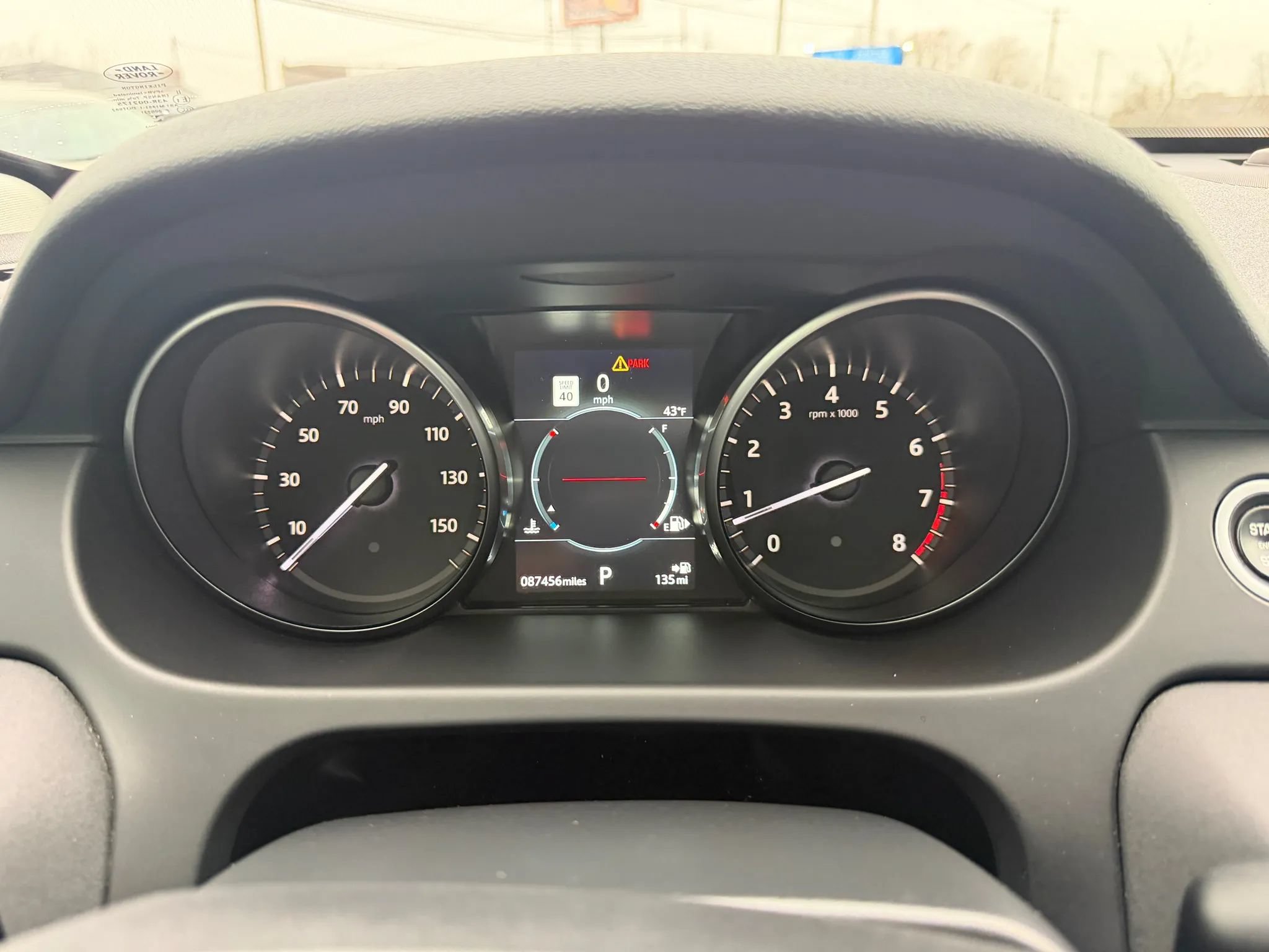 Used 2018 Land Rover Discovery Sport HSE AWD/4WD image 22