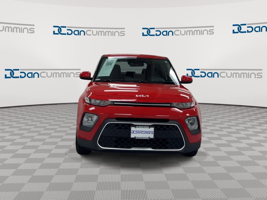 Used 2022 Kia Soul LX w/ Technology Package image 3