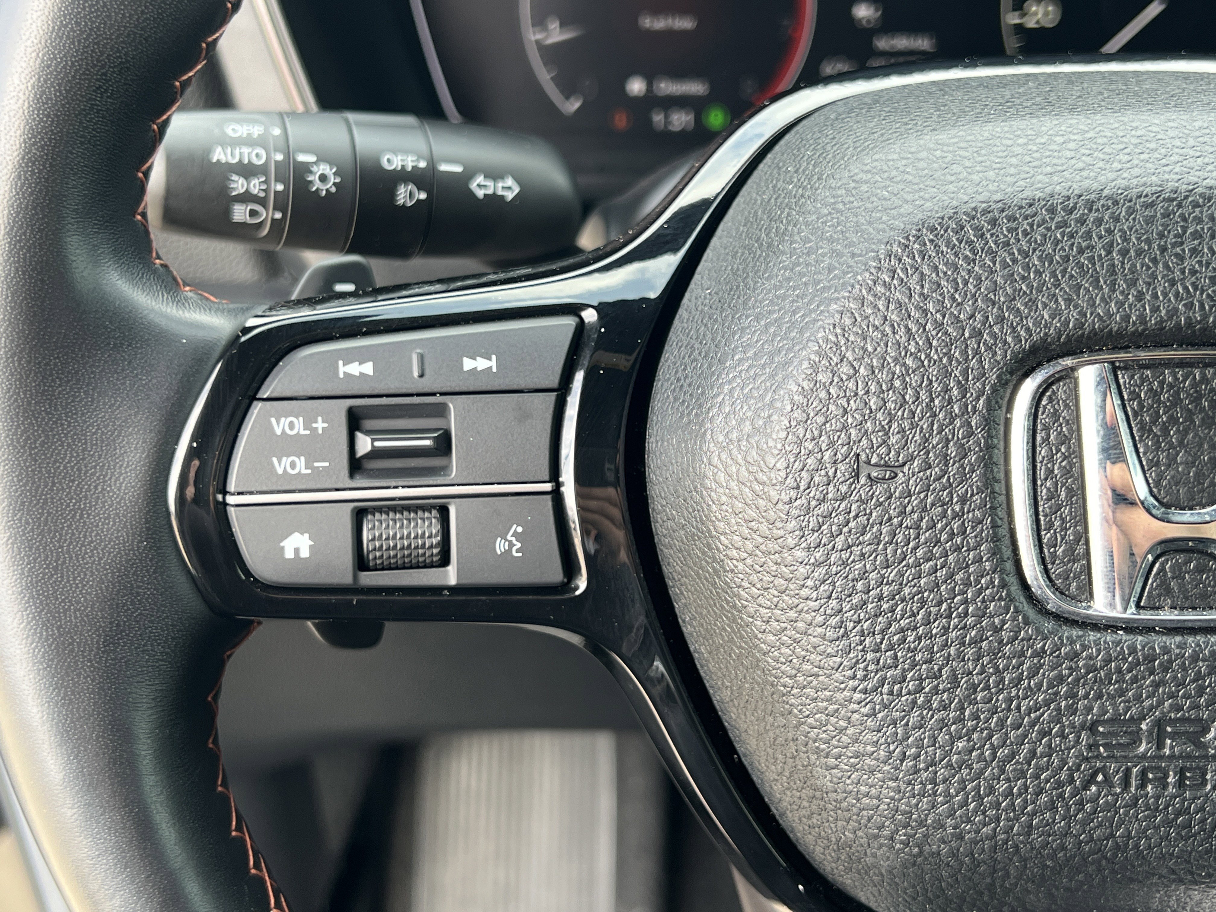 Used 2024 Honda Pilot TrailSport image 19