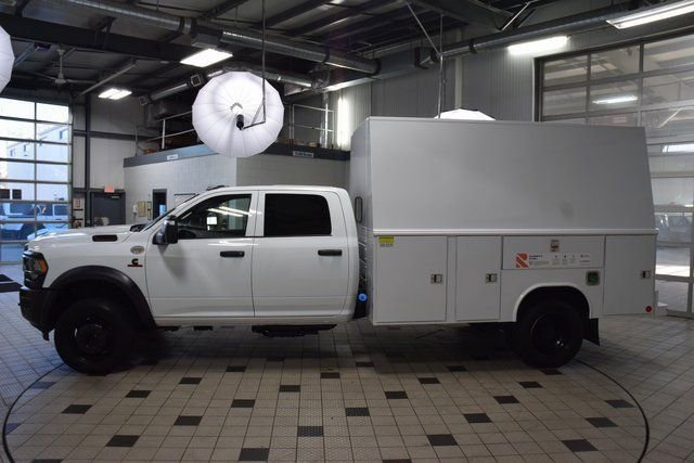 Used 2024 RAM 4500 Tradesman w/ Electrical Accessory Group RWD image 3