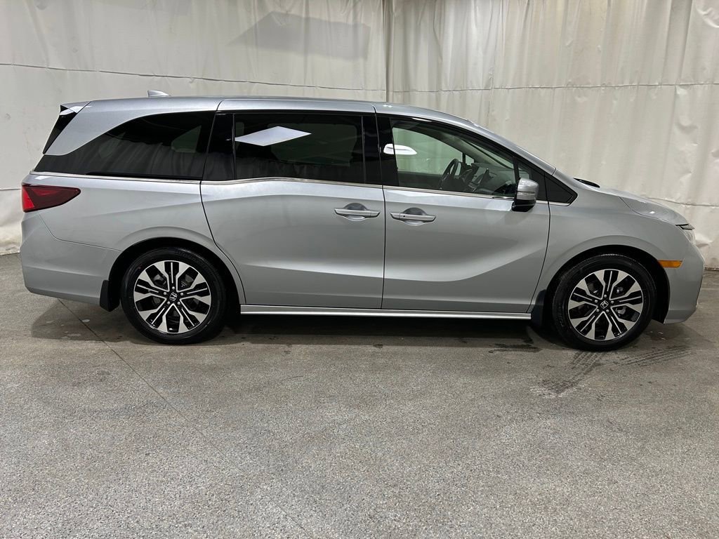 Used 2026 Honda Odyssey Elite image 10
