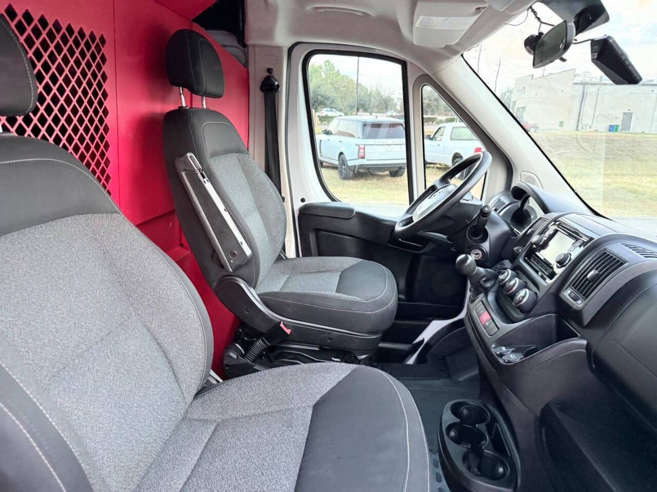 Used 2014 RAM ProMaster 1500 FWD image 24