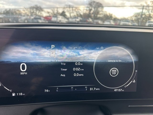 Used 2024 Kia Sportage SX image 8